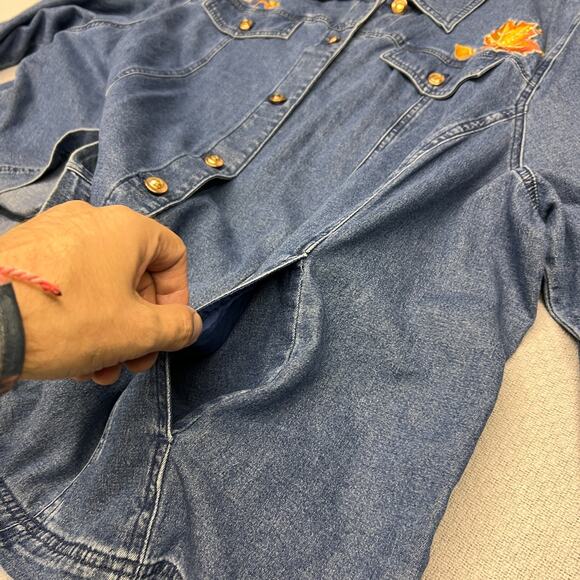 Quacker Factory Denim Shirt Womens 3x Blue Autumn Embroidered Top Fall - Picture 5 of 10